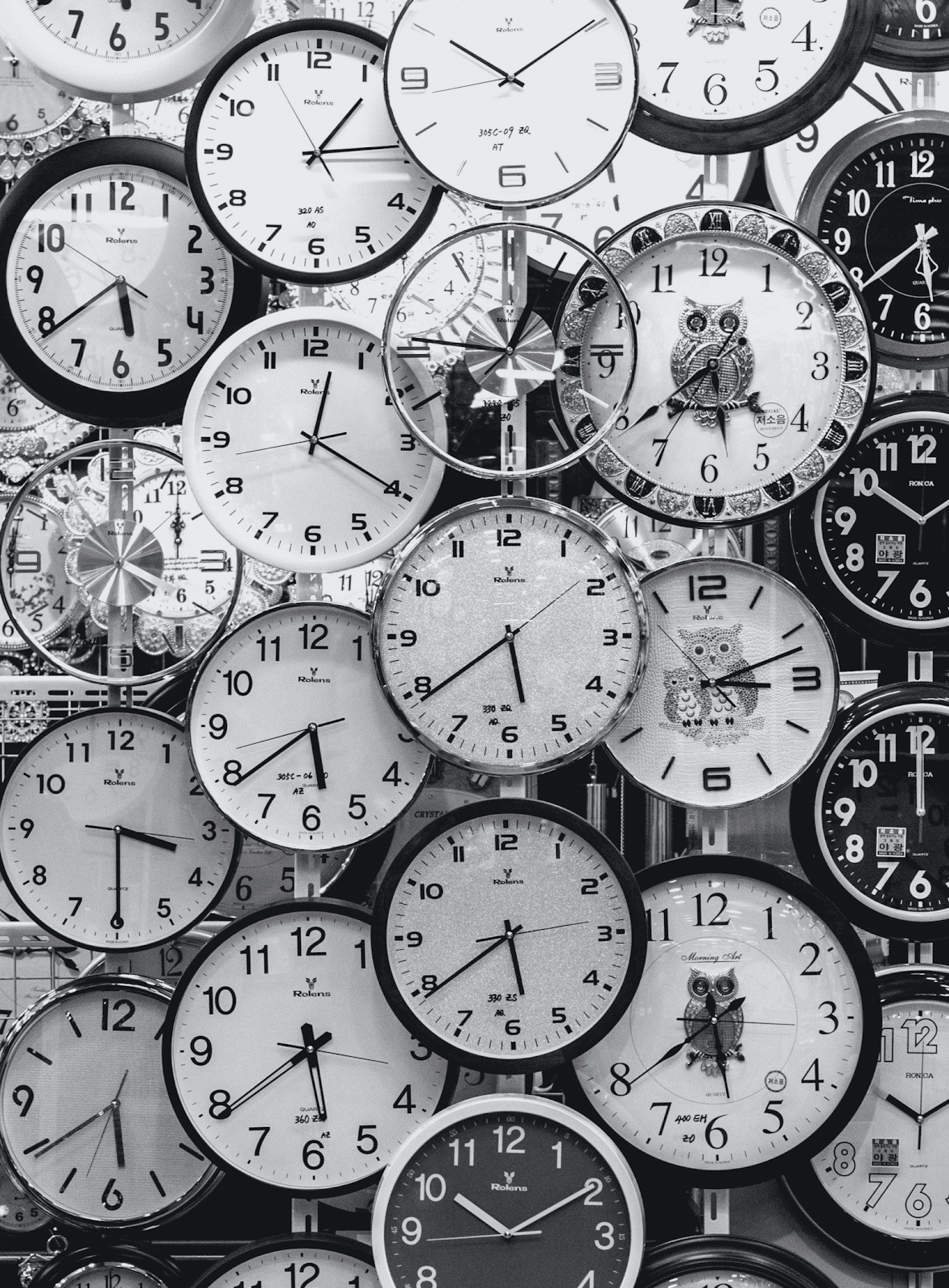 clocks representing time-tracking software
