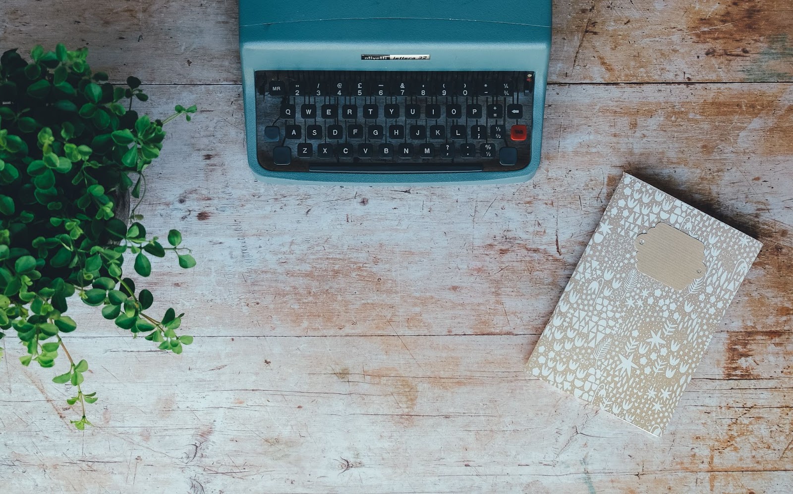 How to Use AI-Assisted Writing to Improve Your Writing Style