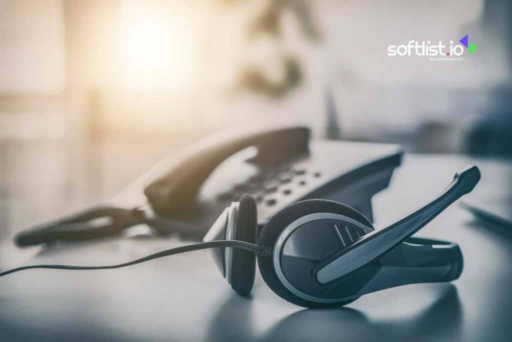 Things To Consider When Choosing A Business Phone System For Your Small Business Softlist.io